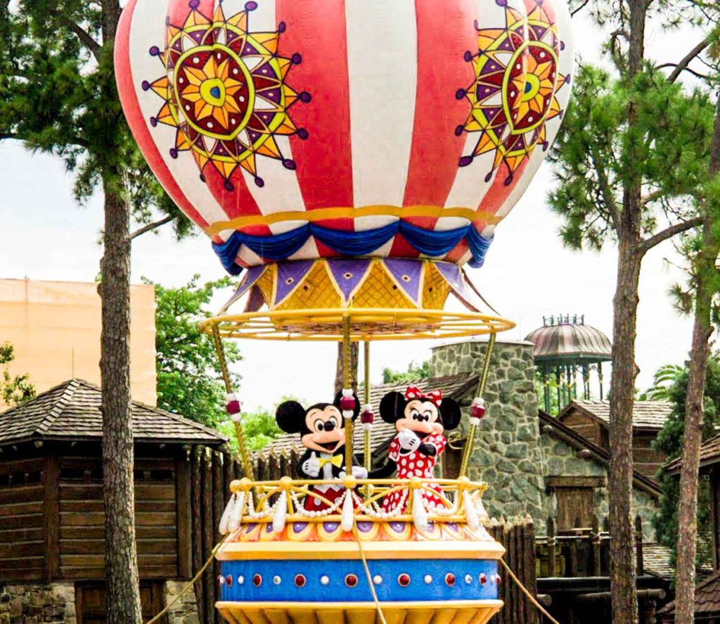 Magic Kingdom parade with Mickey and Minnie