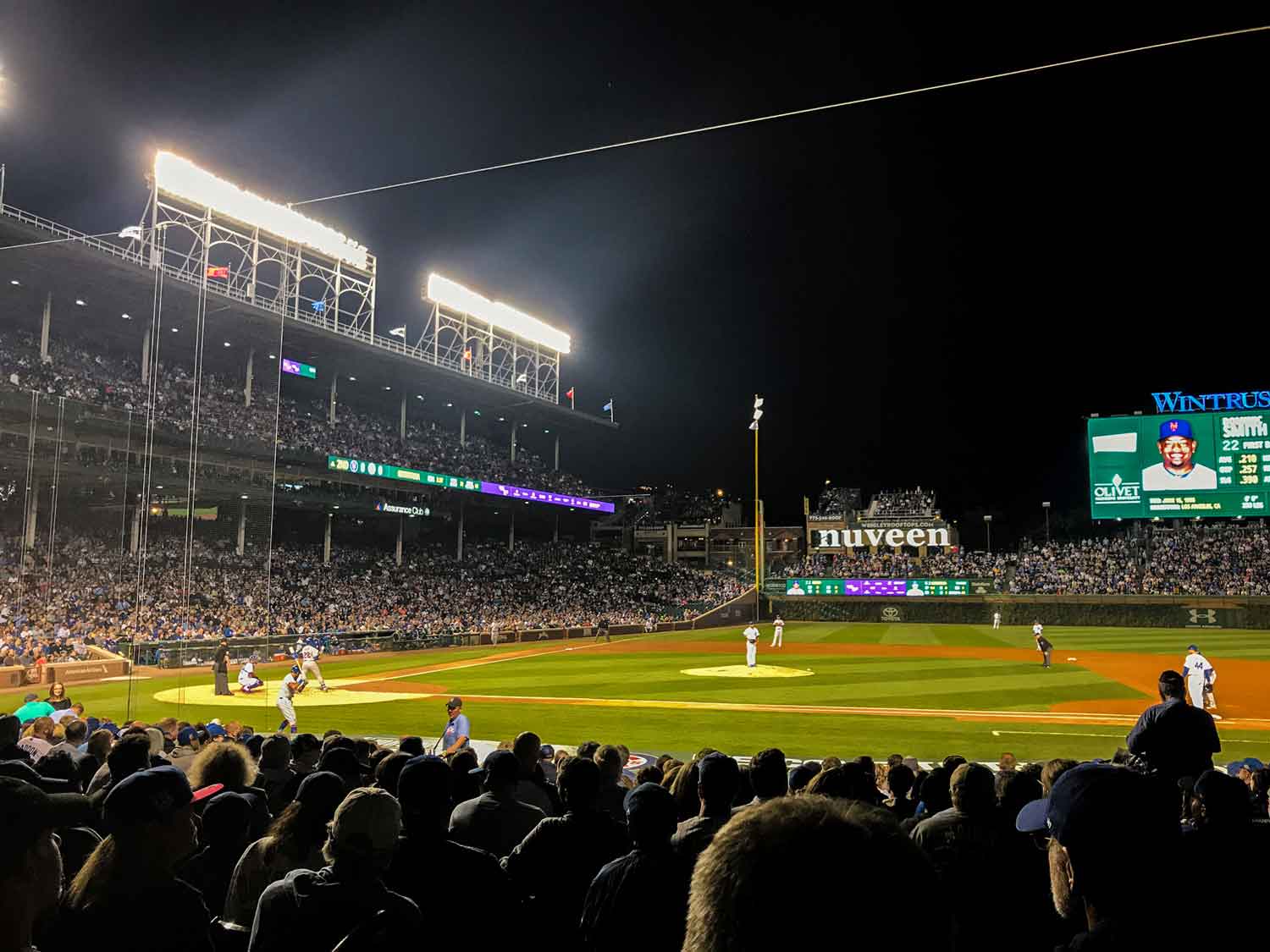 9 Things to Know Before Visiting Wrigley Field - Family Boarding Pass